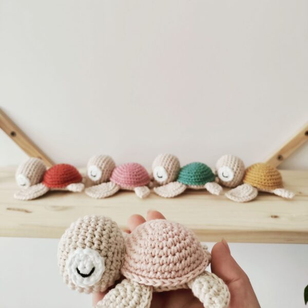 Tortuga crochet sonajero